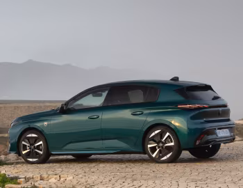 Peugeot E-308 GT [Worldwide] '2025–pr.