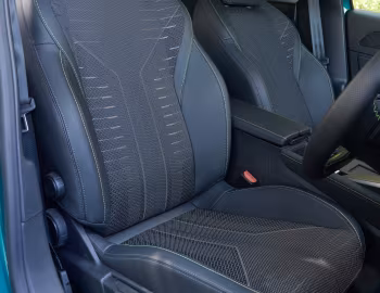 Interior Peugeot E-308 GT [UK-spec] '2026