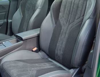 Intérieur Peugeot E-308 GT [UK-spec] '2023–pr.