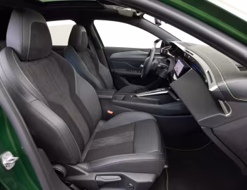 Інтер'єр Peugeot E-308 GT [Worldwide] '2023–25