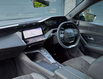 Intérieur Peugeot E-308 GT [UK-spec] '2023–pr.