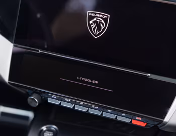 Інтер'єр Peugeot E-308 SW GT [Worldwide] '2023–25