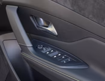 Interior Peugeot E-408 GT [UK-spec] '2026