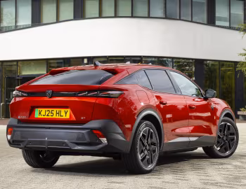 Peugeot E-408 GT [UK-spec] '2025–26