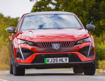 Peugeot E-408 GT [UK-spec] '2025–26