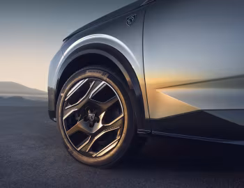Peugeot E-5008 GT [Worldwide] '2024–н.ч.