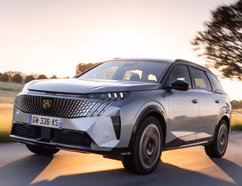 Peugeot E-5008 GT [Worldwide] '2024–pr.