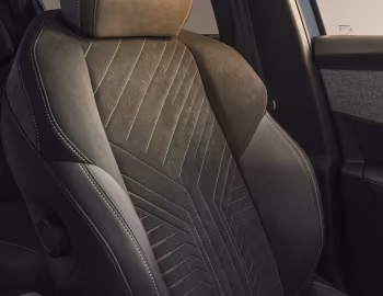 Інтер'єр Peugeot E-5008 GT [Worldwide] '2024–н.ч.