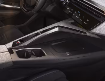 Інтер'єр Peugeot E-5008 GT [Worldwide] '2024–н.ч.