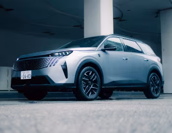 Peugeot 5008 GT Hybrid [Japan] '2026