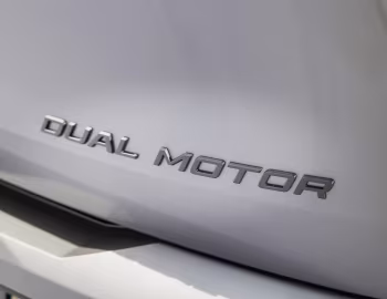 Peugeot E-5008 GT Dual Motor [UK-spec] '2025–pr.
