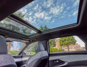 Interior Peugeot E-5008 GT Long Range [Worldwide] '2024–pr.