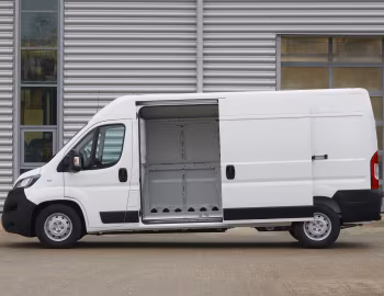 Peugeot e-Boxer Van L3H2 [UK-spec] '2021–23