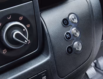Intérieur Peugeot e-Boxer Van L3H2 [UK-spec] '2021–23