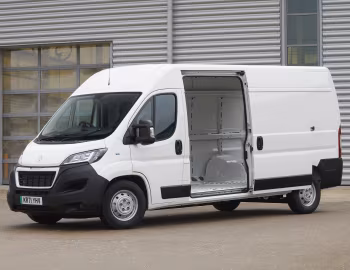 Peugeot e-Boxer Van L3H2 [UK-spec] '2021–23