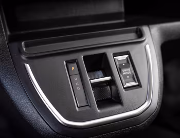 Інтер'єр Peugeot E-Expert Van [Worldwide] '2024–н.ч.