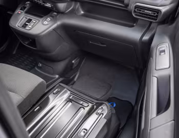 Інтер'єр Peugeot E-Expert Van [Worldwide] '2024–н.ч.