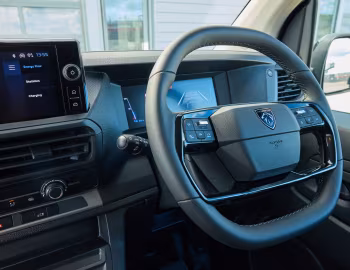 Intérieur Peugeot E-Expert Van XL [UK-spec] '2024–pr.
