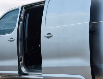 Peugeot E-Expert Van XL [UK-spec] '2024–pr.