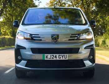 Peugeot E-Expert Van XL [UK-spec] '2024–pr.