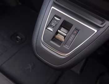 Інтер'єр Peugeot E-Expert Van Long [Australia] '2024–н.ч.