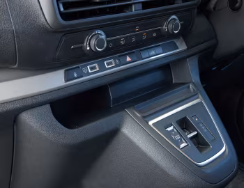Intérieur Peugeot E-Expert Van XL [UK-spec] '2024–pr.