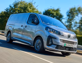 Peugeot E-Expert Van XL [UK-spec] '2024–pr.