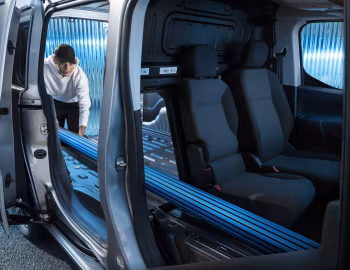 Інтер'єр Peugeot E-Partner [Worldwide] '2024–н.ч.
