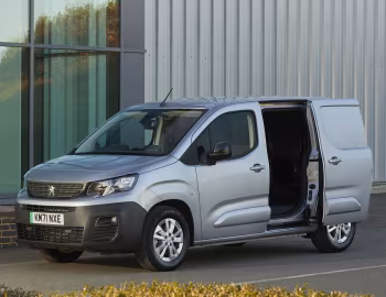 Peugeot e-Partner [UK-spec] '2021–24
