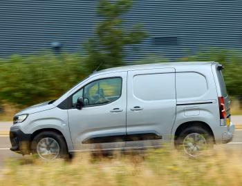 Peugeot E-Partner [UK-spec] '2024–pr.