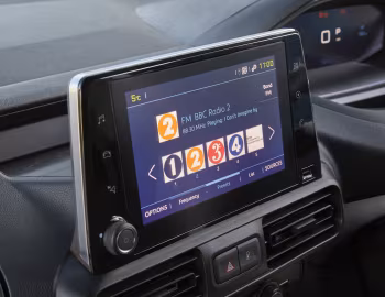 Interior Peugeot e-Partner [UK-spec] '2021–24