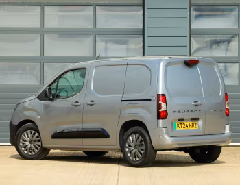 Peugeot E-Partner [UK-spec] '2024–pr.