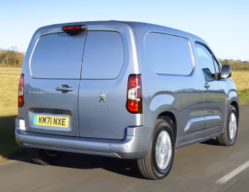 Peugeot e-Partner [UK-spec] '2021–24