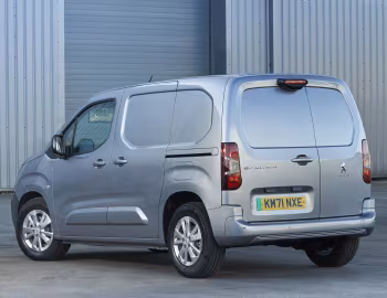 Peugeot e-Partner [UK-spec] '2021–24