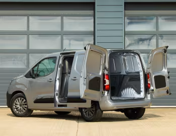 Peugeot E-Partner [UK-spec] '2024–pr.