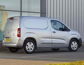 Peugeot e-Partner [UK-spec] '2021–24