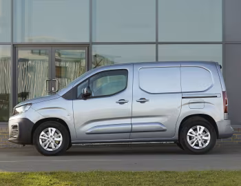 Peugeot e-Partner [UK-spec] '2021–24