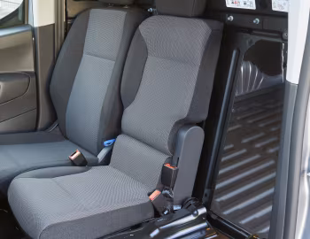 Interior Peugeot e-Partner [UK-spec] '2021–24