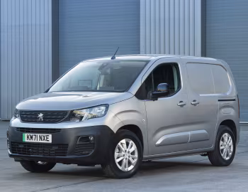 Peugeot e-Partner [UK-spec] '2021–24