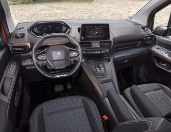 Painel frontal Peugeot e-Rifter GT [Worldwide] '2021–23