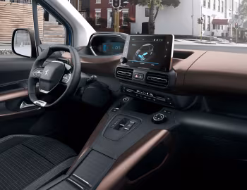 Front Panel Peugeot e-Rifter GT [Worldwide] '2021–23