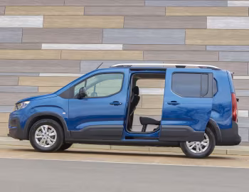 Peugeot e-Rifter Long [UK-spec] '2022–24