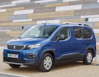 Peugeot e-Rifter Long [UK-spec] '2022–24