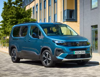 Peugeot e-Rifter GT Long [UK-spec] '2024–н.ч.