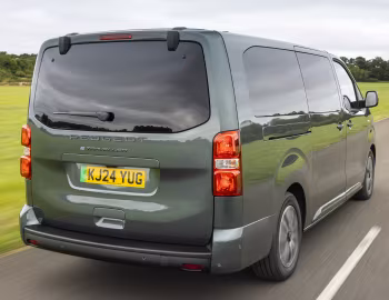 Peugeot e-Traveller long [UK-spec] '2024–pr.