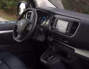 Interior Peugeot e-Traveller [Worldwide] '2020–24