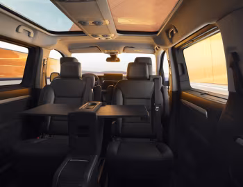 Інтер'єр Peugeot e-Traveller [Worldwide] '2024–н.ч.
