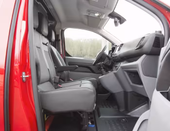 Интерьер Peugeot Expert [Worldwide] '2016–24