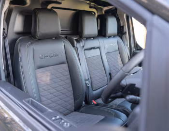 Інтер'єр Peugeot Expert Sport Van [UK-spec] '2025–н.ч.