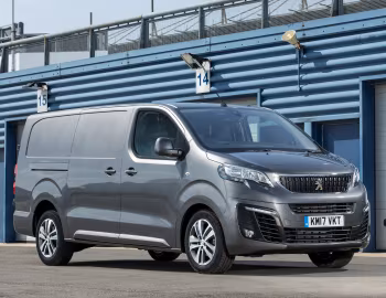 Peugeot Expert Long [UK-spec] '2017–24